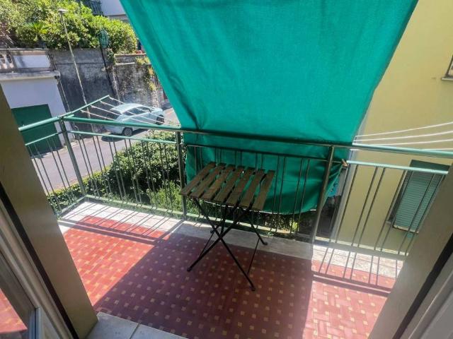 Appartamento in affitto a Levante, Serra Riccò
