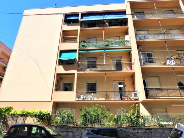 Appartamento in affitto a Chiappeto, Genova