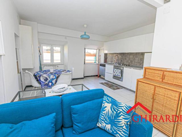 Appartamento in affitto a Medio Ponente, Serra Riccò