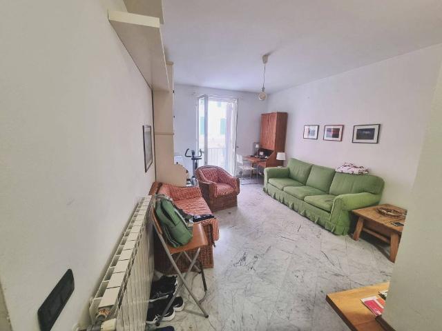 Appartamento in affitto a Centro Est, Serra Riccò