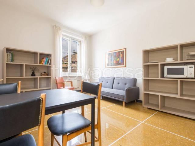 Appartamento in affitto a Centro Est, Serra Riccò