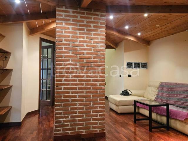 Appartamento in affitto a Medio Levante, Serra Riccò