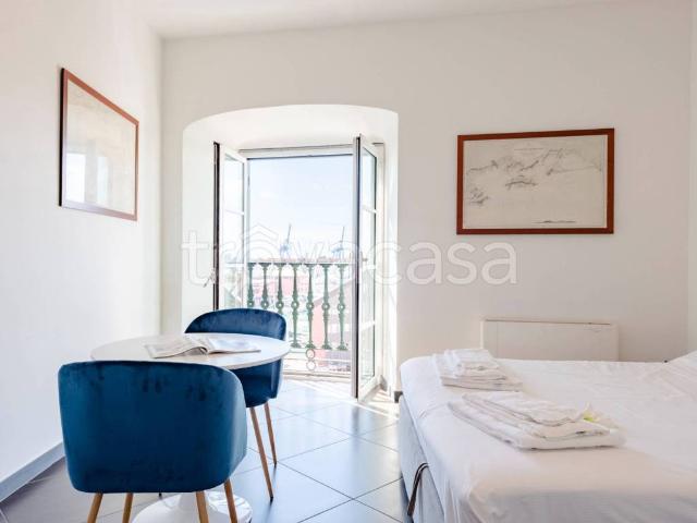 Appartamento in affitto a Centro Est, Serra Riccò