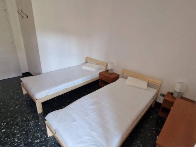 Appartamento in affitto a Medio Ponente, Serra Riccò