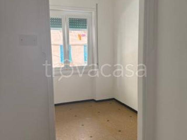Appartamento in affitto a Centro Ovest, Serra Riccò