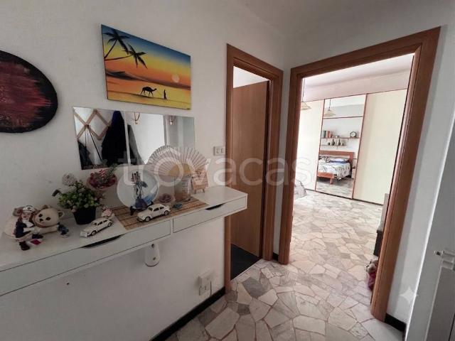 Appartamento in affitto a Centro Est, Serra Riccò