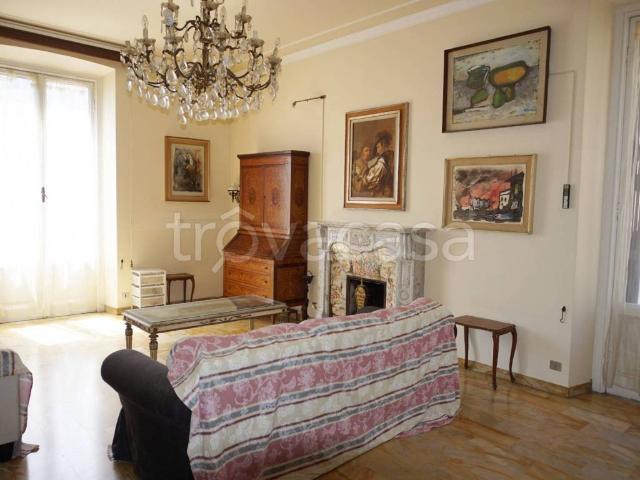 Appartamento in affitto a Centro Est, Serra Riccò
