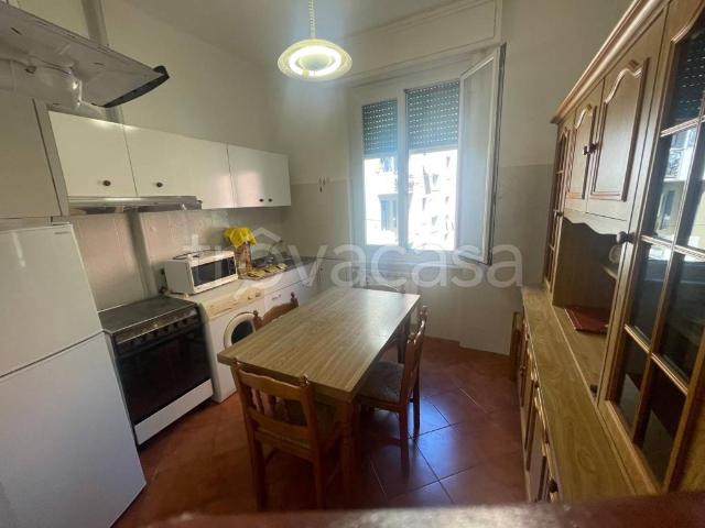 Appartamento in affitto a Levante, Serra Riccò