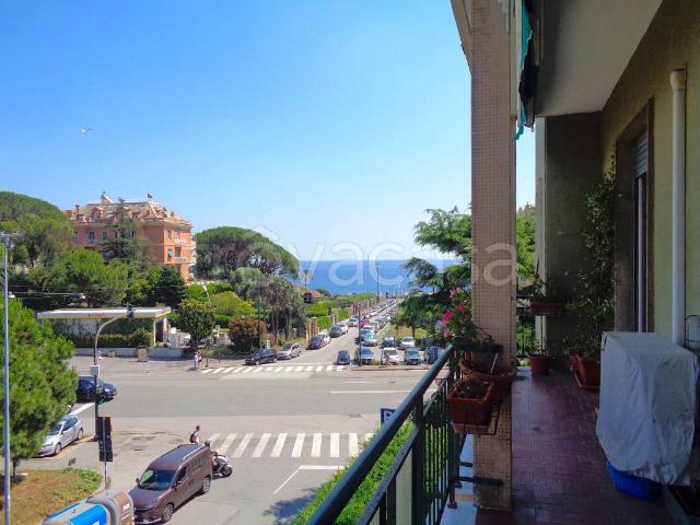 Appartamento in affitto a Medio Levante, Serra Riccò