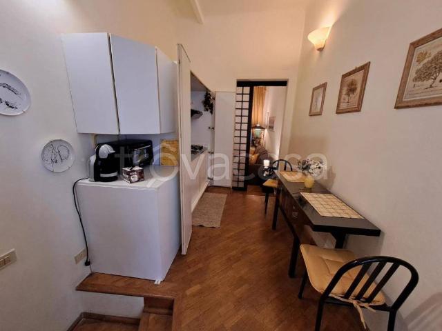 Appartamento in affitto a Centro Est, Serra Riccò
