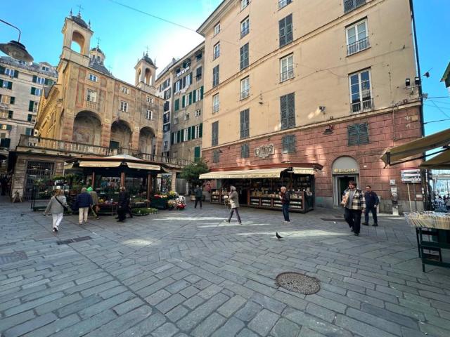 Appartamento in affitto a Centro Est, Serra Riccò