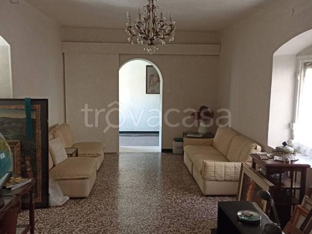 Appartamento in affitto a Medio Levante, Serra Riccò