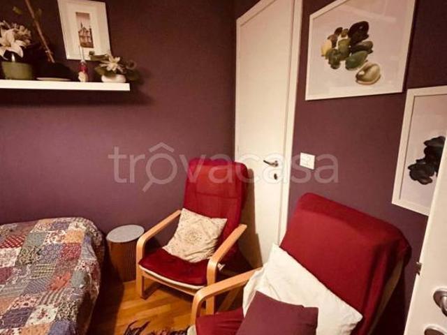 Appartamento in affitto a Medio Levante, Serra Riccò