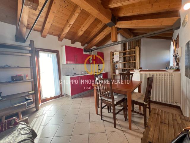 Appartamento in affitto a Cusignana, Giavera Del Montello