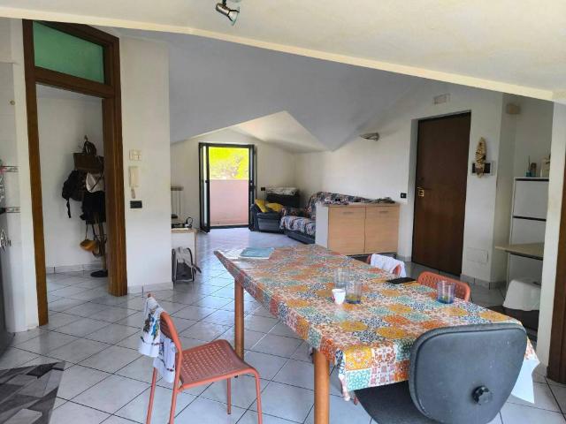 Appartamento in affitto a Giffoni Valle Piana, Campania