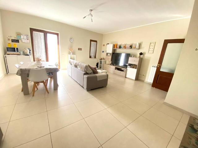 Appartamento in affitto a Giugliano In Campania, Campania