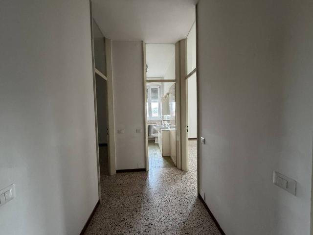 Appartamento in affitto a Golasecca, Varese