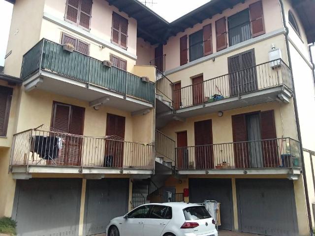 Appartamento in affitto a Golasecca, Lombardia