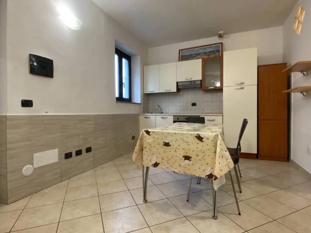 Appartamento in affitto a Prospiano, Gorla Minore