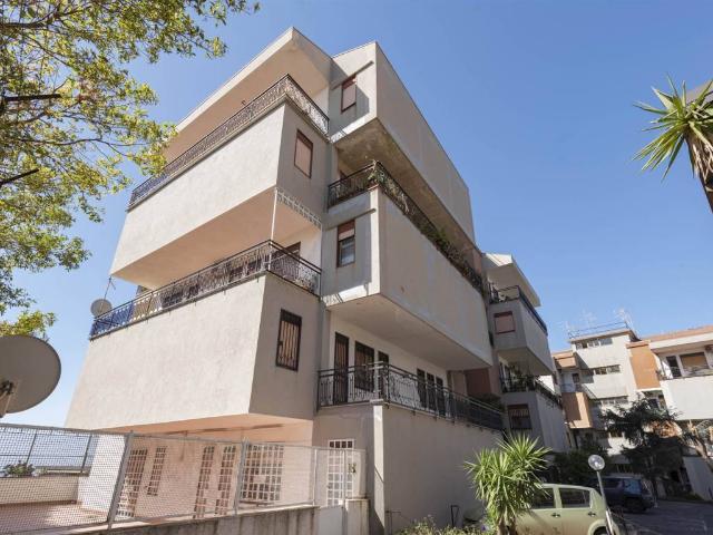 Appartamento in affitto a San Paolo, Gravina Di Catania