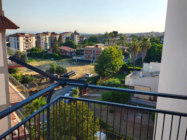 Appartamento in affitto a Gravina Di Catania, Sicilia