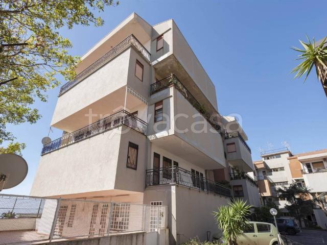 Appartamento in affitto a San Paolo, Gravina Di Catania