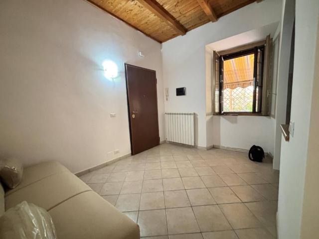 Appartamento in affitto a Squarciarelli, Roma Capitale