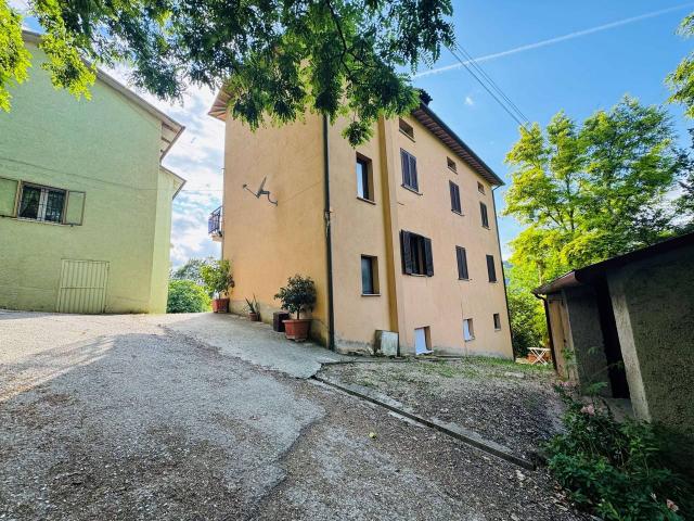 Appartamento in affitto a Cerqueto, Gualdo Tadino