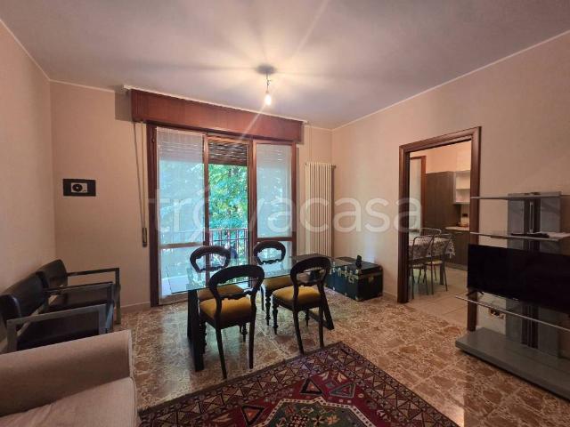Appartamento in affitto a Bassa Reggiana, Re