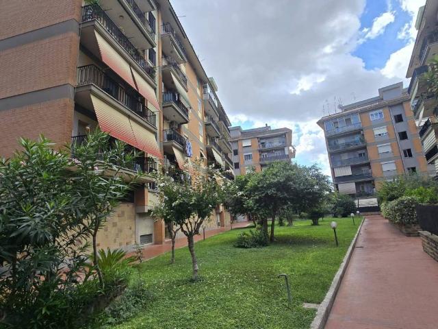 Appartamento in affitto a Guidonia Montecelio, Roma Capitale