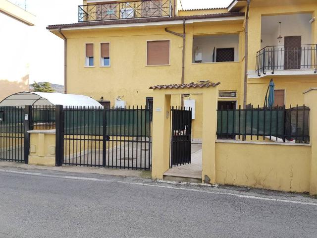 Appartamento in affitto a Guidonia Montecelio, Roma Capitale