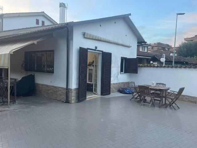 Appartamento in affitto a Guidonia Montecelio, Roma Capitale