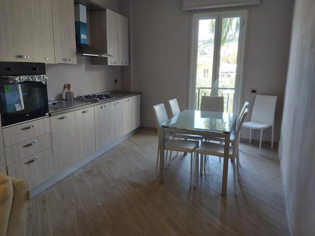 Appartamento in affitto a Oliveto, Imperia