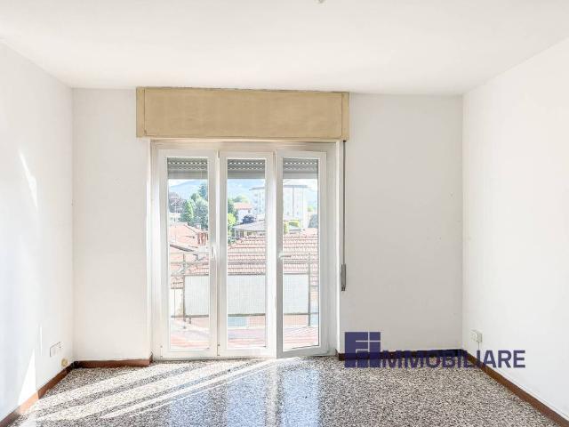 Appartamento in affitto a Ispra, Lombardia