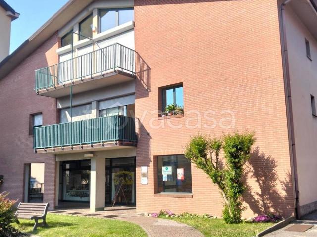 Appartamento in affitto a Ispra, Lombardia