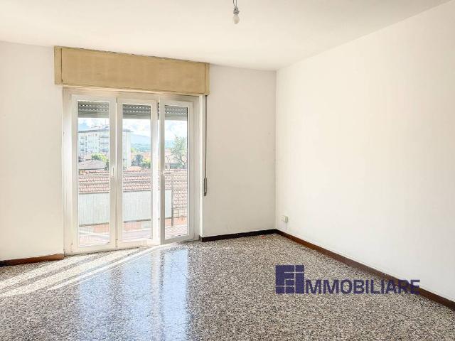 Appartamento in affitto a Ispra, Lombardia