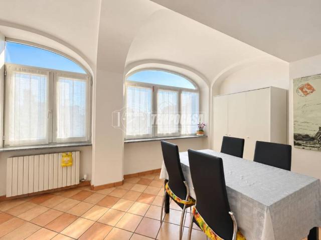Appartamento in affitto a Borghetto, Ivrea