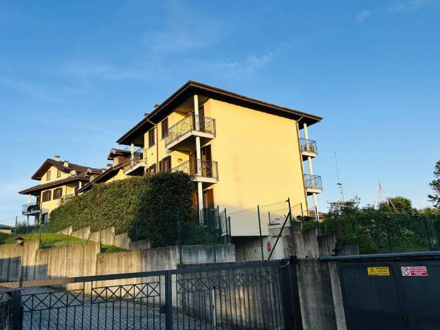 Appartamento in affitto a Jerago, Jerago con Orago