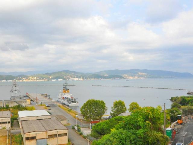 Appartamento in affitto a Costa di Cadimare, La Spezia