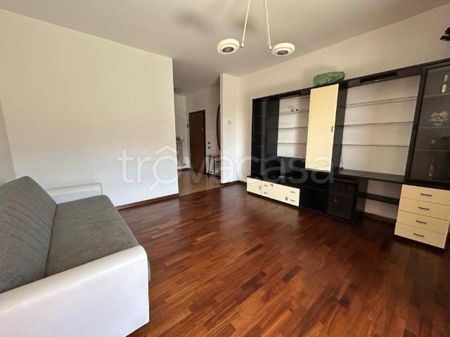 Appartamento in affitto a Lacchiarella, Lombardia