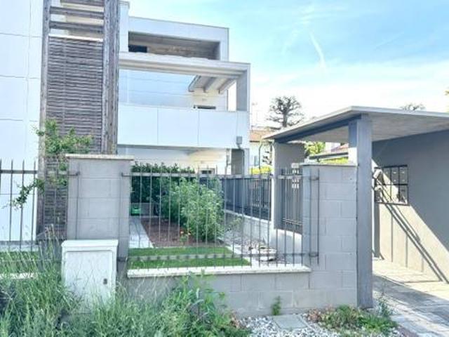 Appartamento in affitto a Cascina dei Frati, Lainate