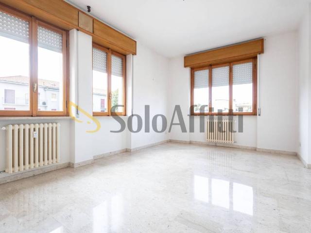 Appartamento in affitto a Lainate, Milano