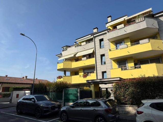Appartamento in affitto a Pagliera, Lainate