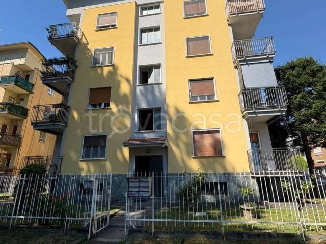 Appartamento in affitto a Lainate, Lombardia