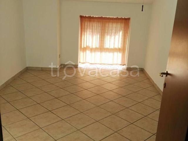 Appartamento in affitto a Lainate, Lombardia