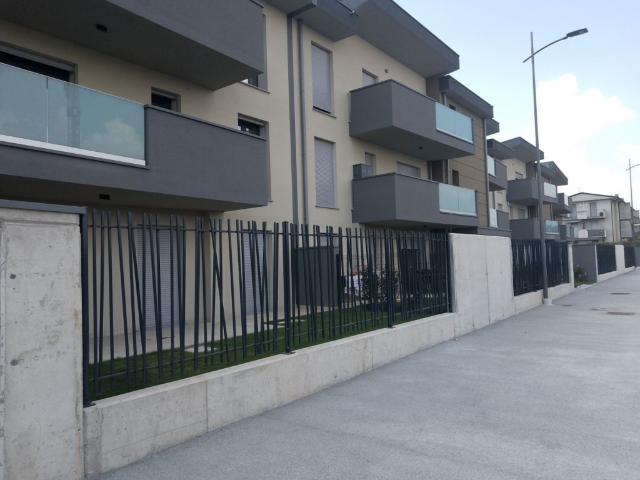 Appartamento in affitto a Lallio, Lombardia