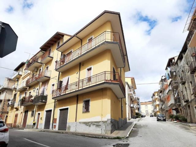 Appartamento in affitto a Rione San Nicola, Calabria
