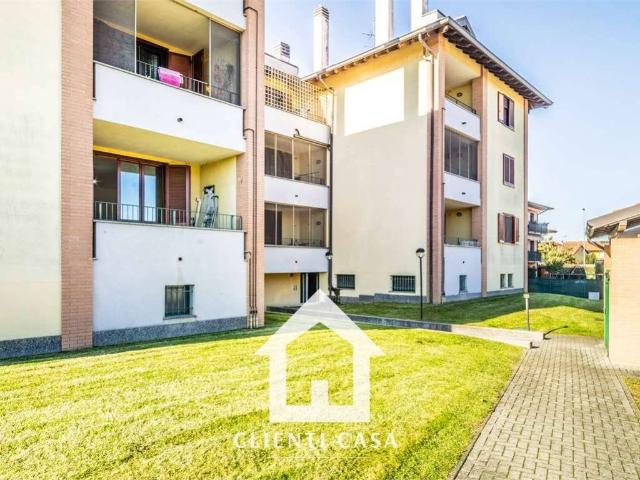 Appartamento in affitto a Landriano, Pavia