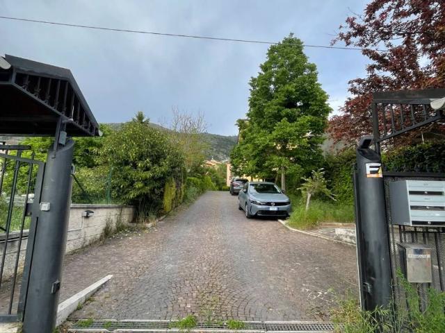 Appartamento in affitto a Pettino, Tornimparte