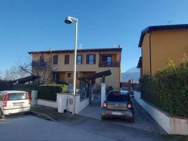 Appartamento in affitto a Tornimparte, Abruzzo
